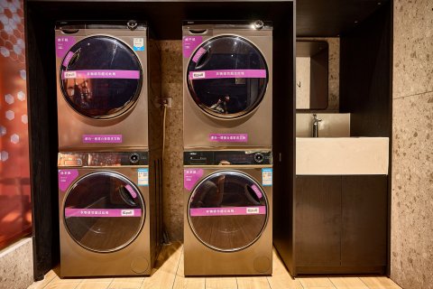 金仕顿大酒店(沂水东皋公园刘南宅步行街店)