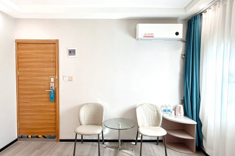 揽湖商务酒店(杭州西湖湖滨河坊街店)