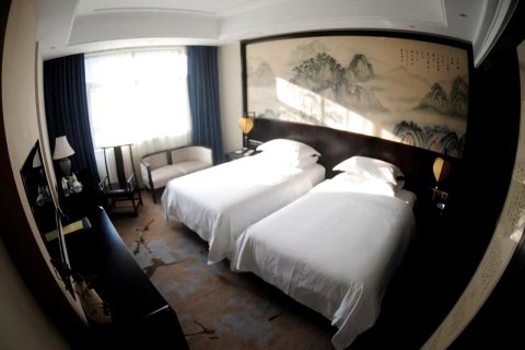 磐安宝得丽大酒店