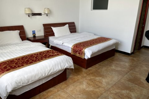 罗平花中游客栈