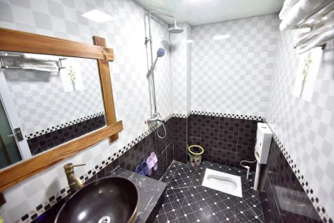 张家界大峡谷玲龙客栈