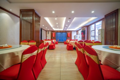 华悦大酒店(百色市政府百悦生活广场店)