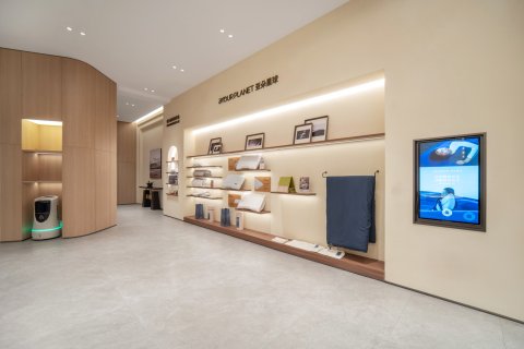 大连火车站亚朵酒店