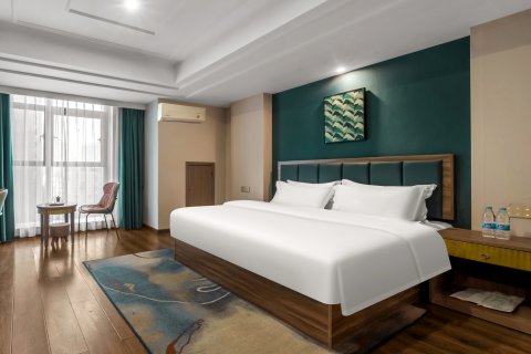 悦澜.枫尚智能酒店(重庆北站南广场店)