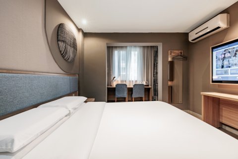 如家酒店·neo(武汉黄鹤楼首义路地铁站店)