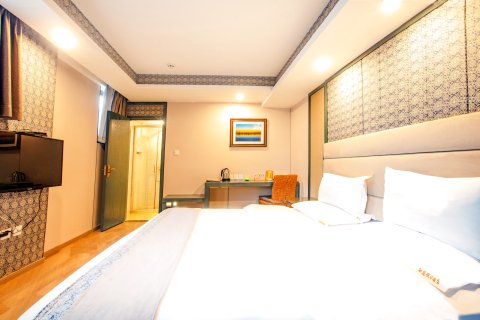 罗平融庭假日酒店