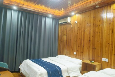 凤凰一年好时光客栈