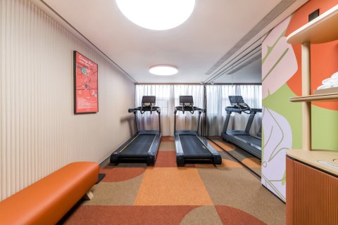 桔子酒店(深圳东门湖贝地铁站店)