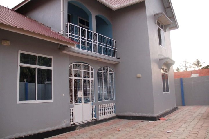 梅比威尼杂货旅馆(Mbweni Grocery & Lodge)