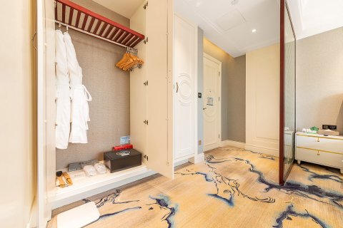 遵义遵投汇金酒店(苏州路国贸购物中心店)