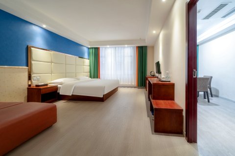 安龙瑞枫大酒店