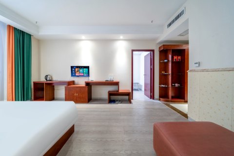 安龙瑞枫大酒店