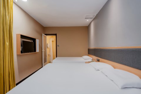 如家酒店(成都春熙路地铁站店)