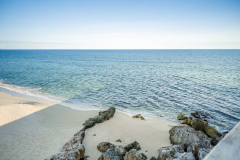Windows to the sea(Windows to the sea)