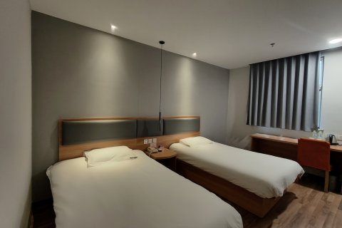 如家酒店(单县汽车总站店)