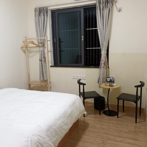 房东司徒公寓(开平大道分店)