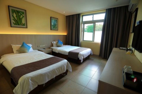 三亚龙兴莱曼海景度假酒店