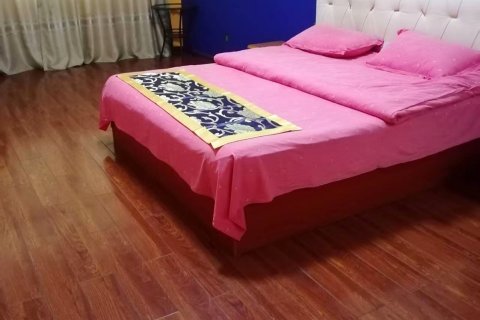 新邵步步强大酒店