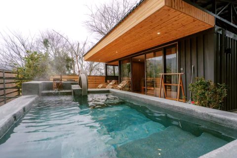 弥勒红河谷温泉山庄