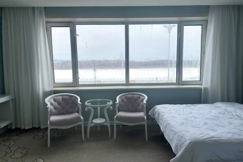 饶河华如商务宾馆(沿江花园小区店)