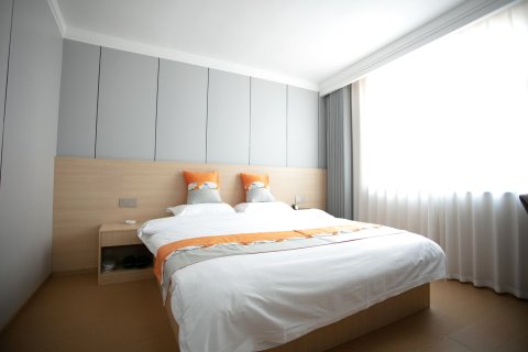 平舆中州快捷宾馆