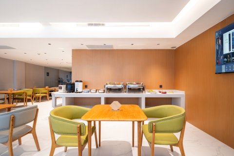 艺龙瑞云酒店(济宁梁山龙城广场店)