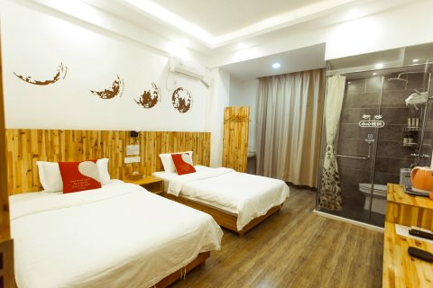 三亚亚龙湾光影年轮旅租(热带天堂森林公园店)