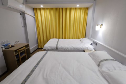 荣成莱卡商务酒店