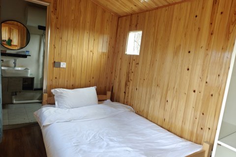 海螺沟阿布·若丁山民宿