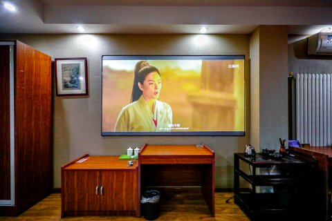 莱西豪禧来商务酒店(莱西高铁站月湖公园店)