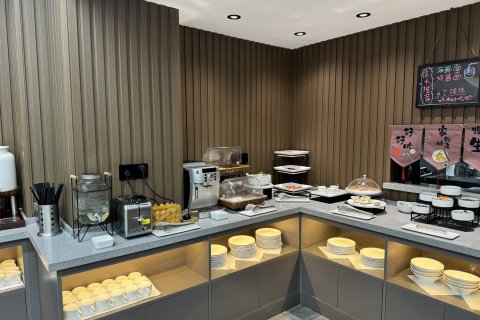 如家素柏·云酒店(丹东鸭绿江月亮岛安东老街店)