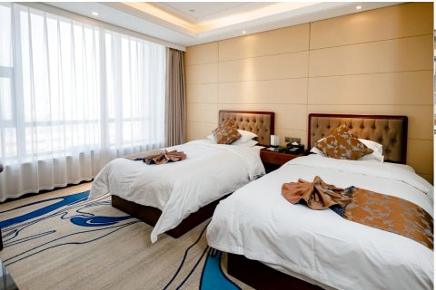 龙跃国际大酒店(威海高铁站韩乐坊店)