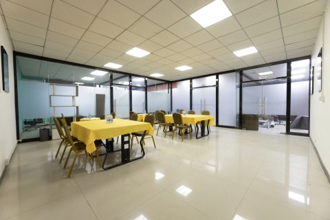 潮流轻奢酒店(广州番禺市桥地铁站店)