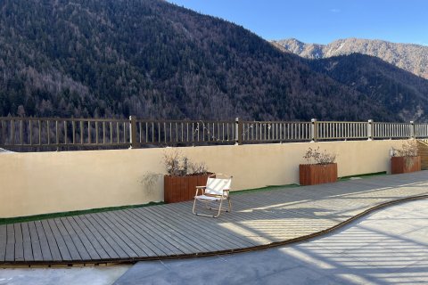 云逸锦峰酒店(四姑娘山店)