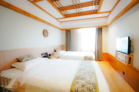 泰顺莲云谷温泉