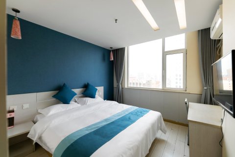 沃德阿拉丁酒店(威海高铁站韩乐坊店)