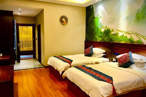 墨江秘境奇缘民族主题酒店