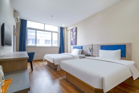 7天连锁酒店(聊城火车站东昌湖店)