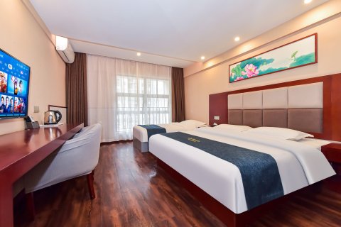 速8酒店(贵阳双子塔方圆荟海豚广场店店)