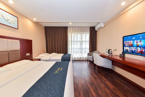 速8酒店(贵阳双子塔方圆荟海豚广场店店)