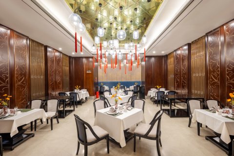 洛阳友谊宾馆(牡丹广场地铁站店)