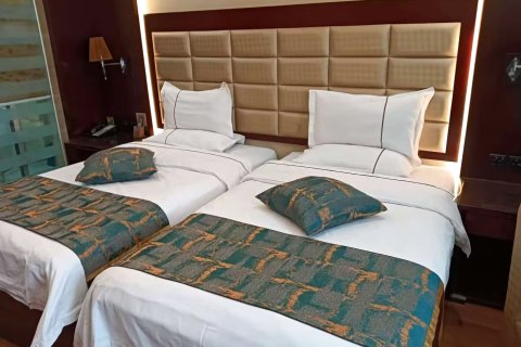 格尔木西源假日酒店