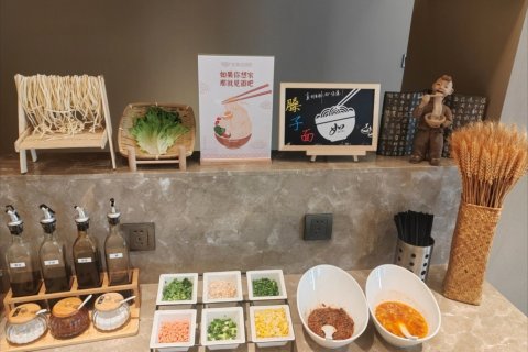 如家酒店·neo (铜川新区市政府斯正街店)