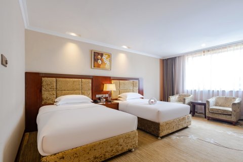 两江丽景酒店(重庆解放碑店)