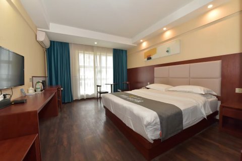 速8酒店(贵阳双子塔方圆荟海豚广场店店)