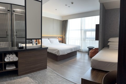 如家素柏·云酒店(丹东鸭绿江月亮岛安东老街店)