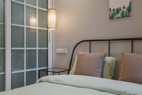 嬉戏酒店(桂林两江四湖象鼻山景区店)