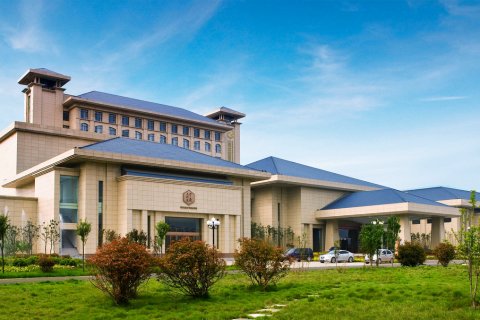 山东中岭国际酒店