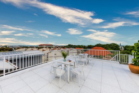 厦门芃舍(黄厝沙滩塔头店)