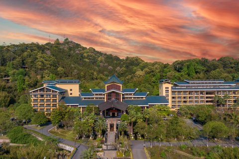 龙门地派温泉度假村